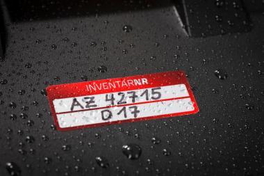 Avery öntapadó ezüst poliészter fólia leltárcímke 50 x 20 mm 2 mező - piros